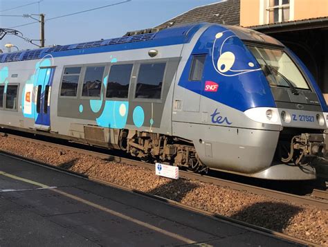 train les mureaux poissy